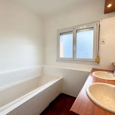Spacieuse Maison - Jardin - 5min Des Plages Prázdninový dům